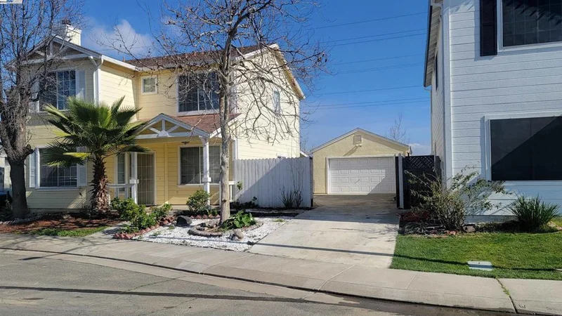 1011 Huston Circle, Woodland, CA 95776