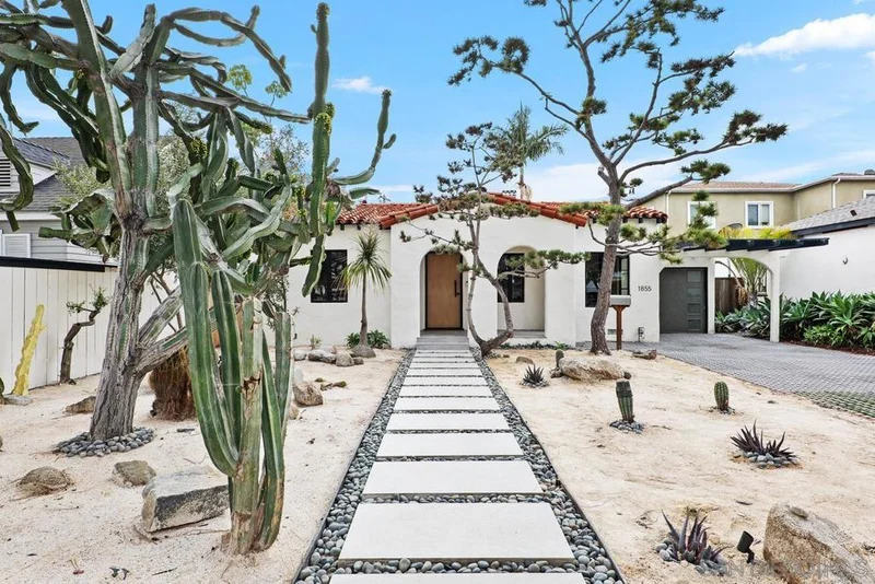 1855 Reed Ave, San Diego, CA 92109