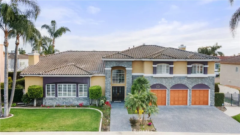 18862 Pinto, North Tustin, CA 92705