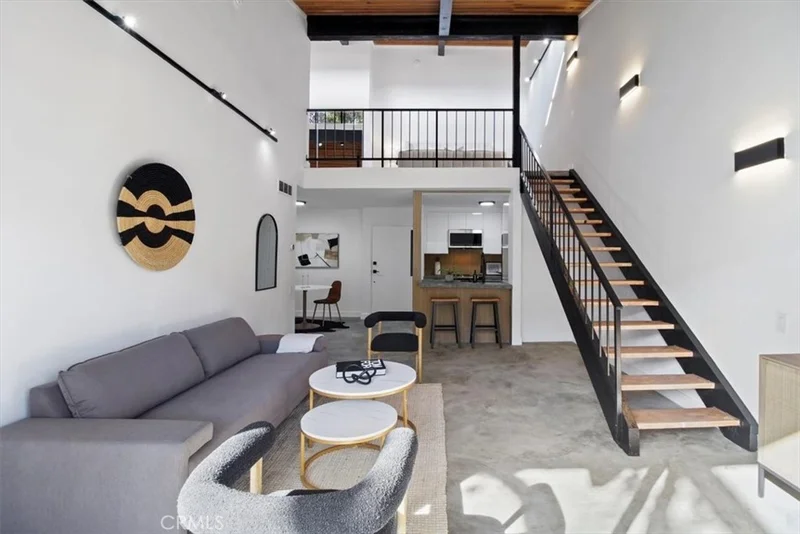 5460 White Oak #A334, Encino, CA 91316