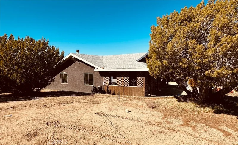 29405 123rd, Pearblossom, CA 93553