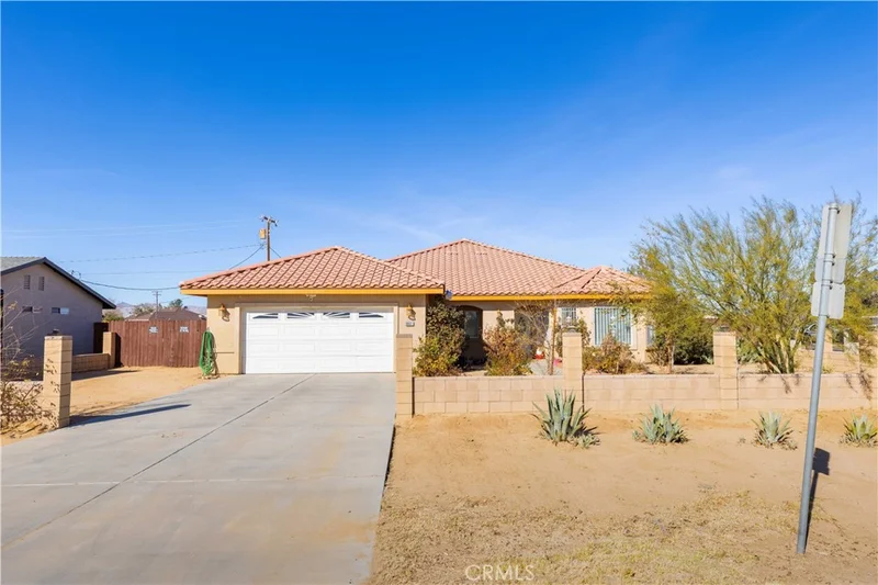 8661 Great Circle, California City, CA 93505