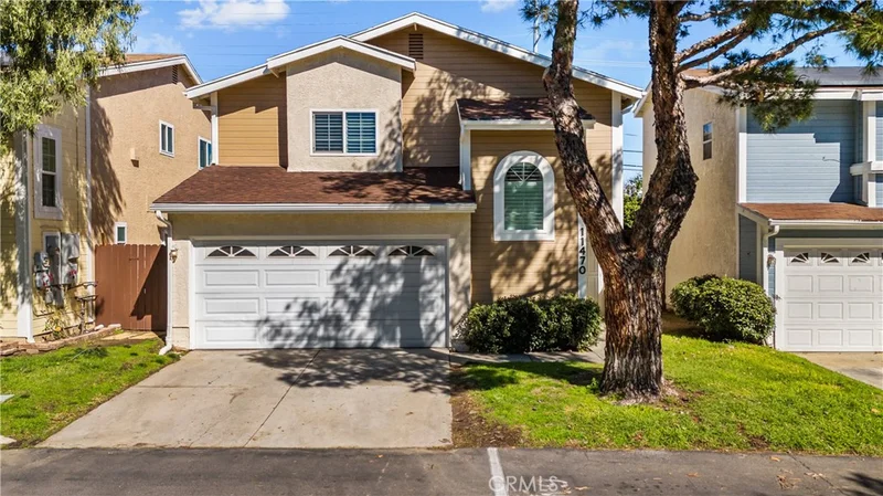 11470 Green Valley, Pacoima, CA 91331