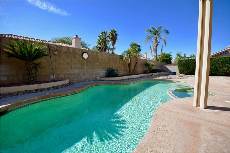 78723 Como, La Quinta, CA 92253
