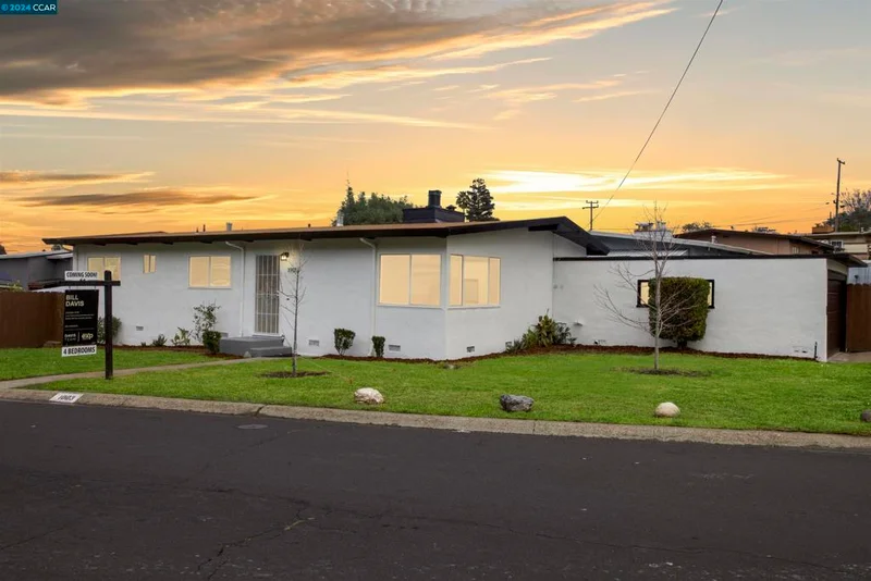 1003 Meadow Ave, Pinole, CA 94564
