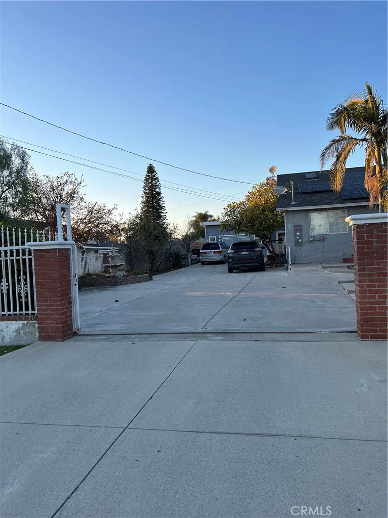 10225 Bonita, Riverside, CA 92503