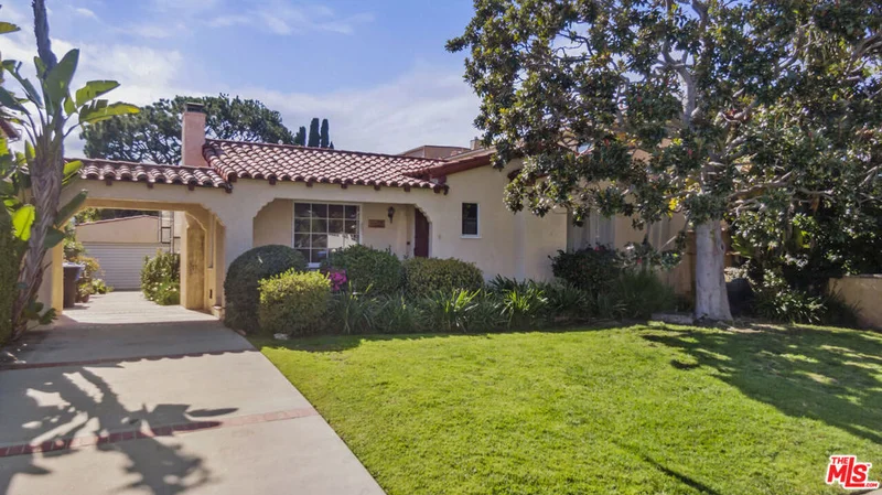 1126 Stanford, Santa Monica, CA 90403