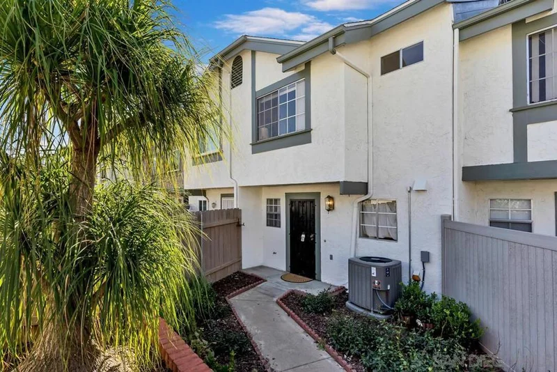 8705 Spring Canyon Dr, Spring Valley, CA 91977