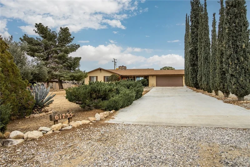 61735 Melton, Joshua Tree, CA 92252