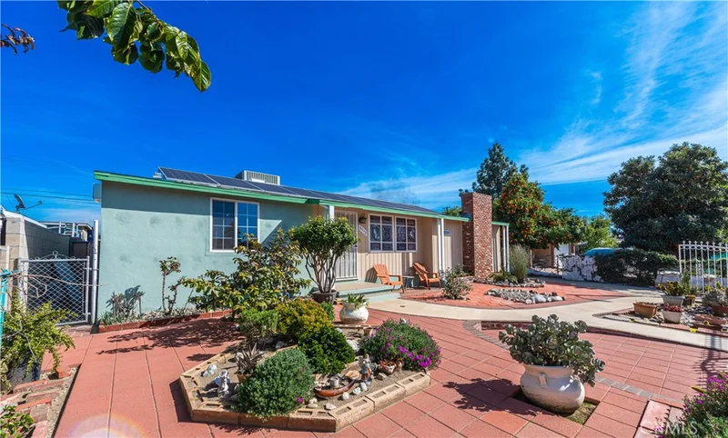 8512 Mammoth, Panorama City, CA 91402