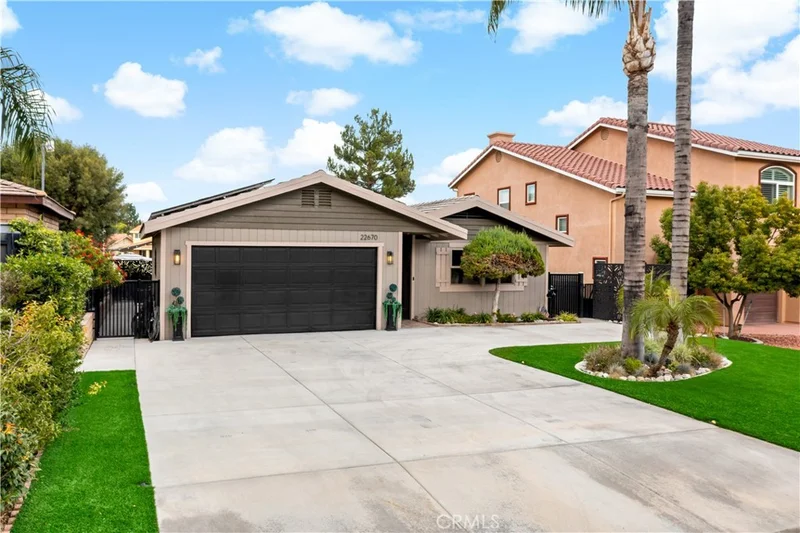 22670 Lighthouse, Canyon Lake, CA 92587