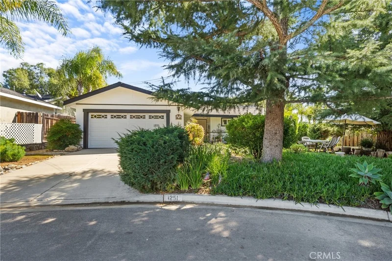 1251 Rowena, San Marcos, CA 92069