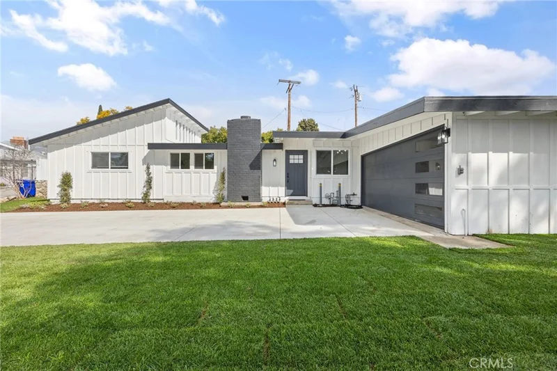 2751 Fairmount, La Crescenta, CA 91214
