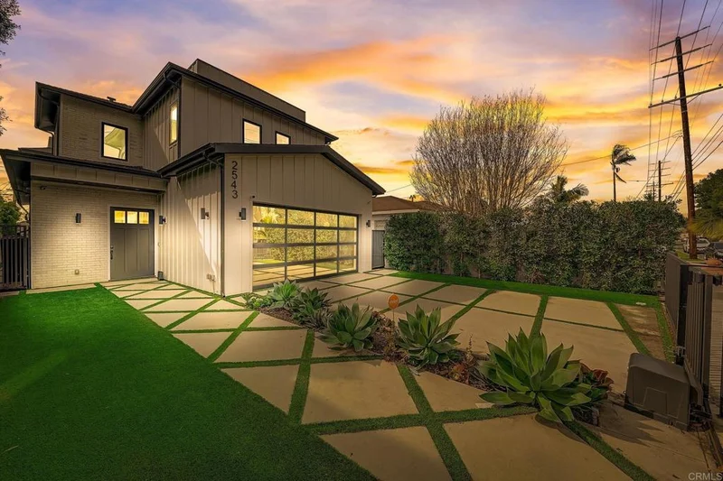2543 Walnut, Venice, CA 90291