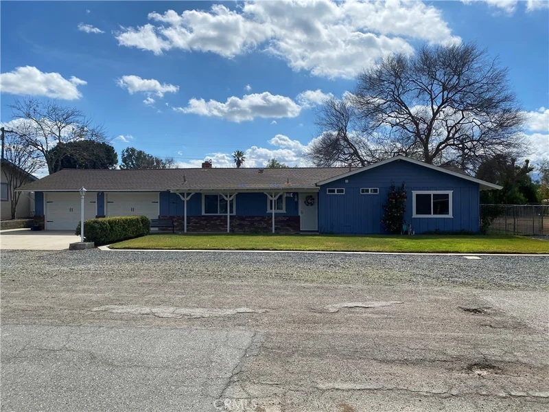 1176 Man O War, Norco, CA 92860