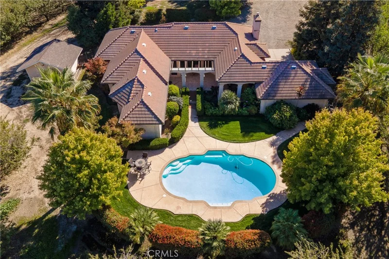 7964 County Road 33