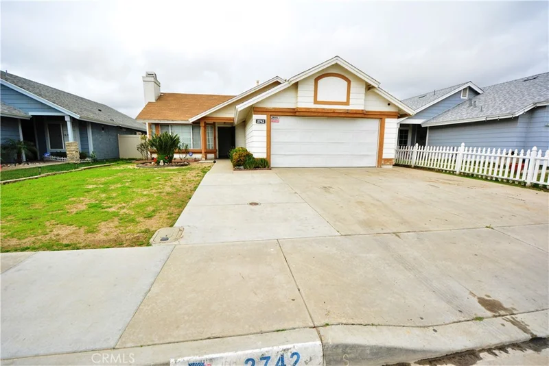 2742 Riva Ridge, Perris, CA 92571