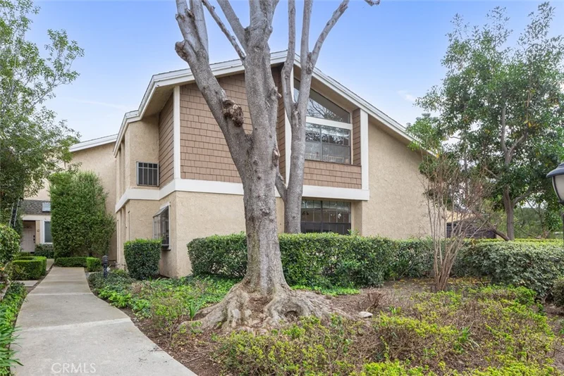 10 Lakepines, Irvine, CA 92620