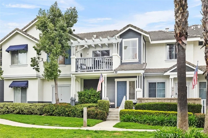 77 Carlsbad, Aliso Viejo, CA 92656