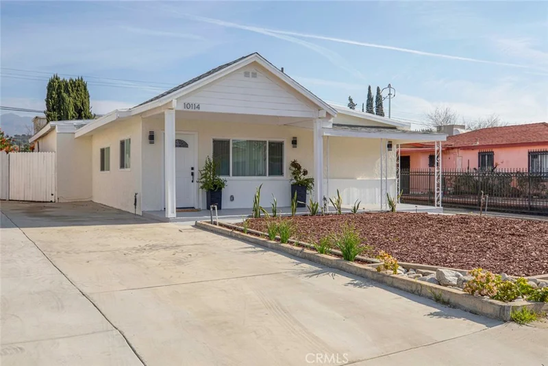 10114 Bromont, Sun Valley, CA 91352