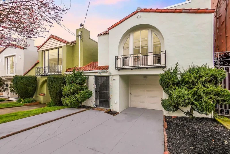 2539 18th Ave, San Francisco, CA 94116
