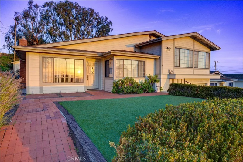 298 Elm, Arroyo Grande, CA 93420
