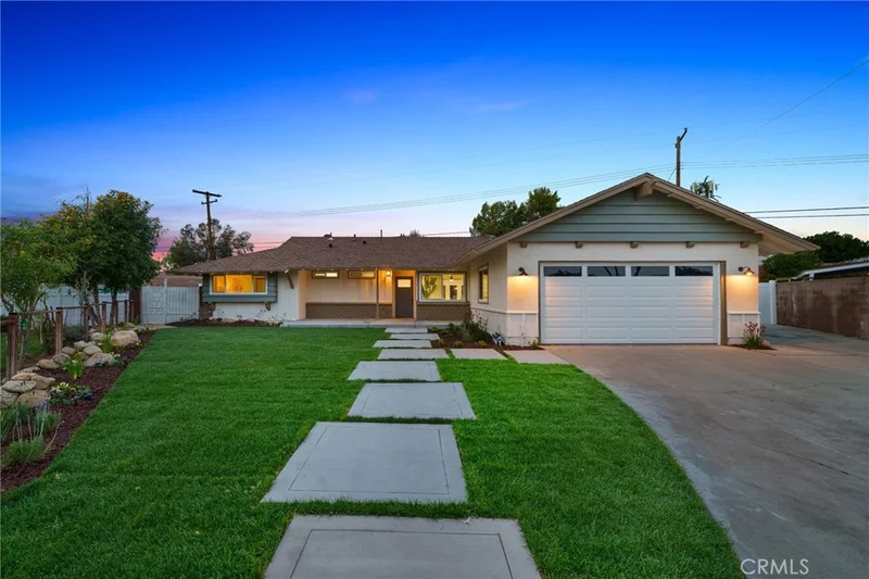 119 Shelby, Upland, CA 91786