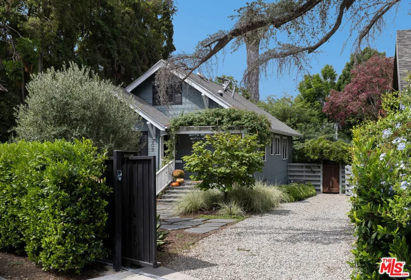 909 Sanborn, Los Angeles, CA 90029