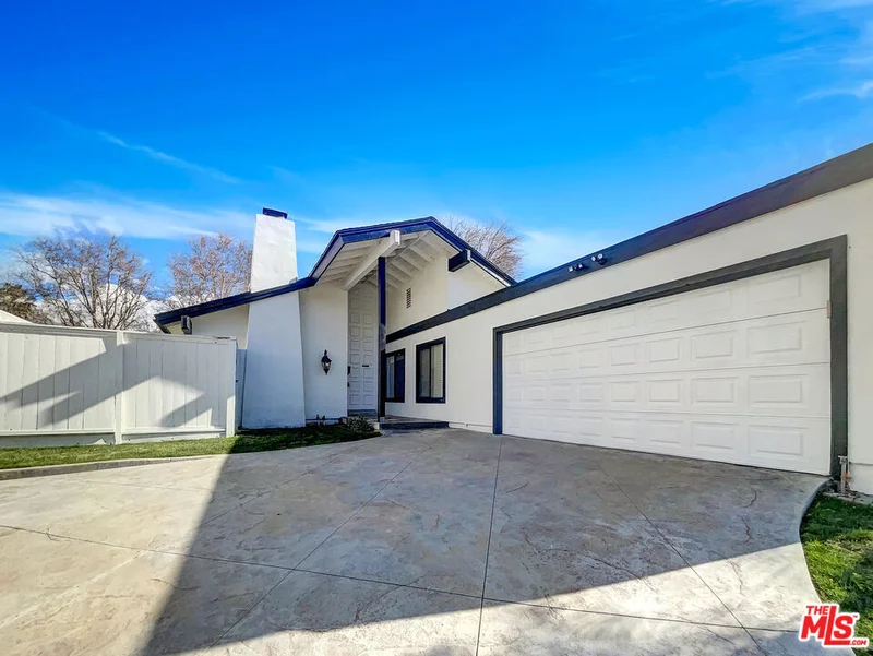 25318 Via Calinda, Santa Clarita, CA 91355