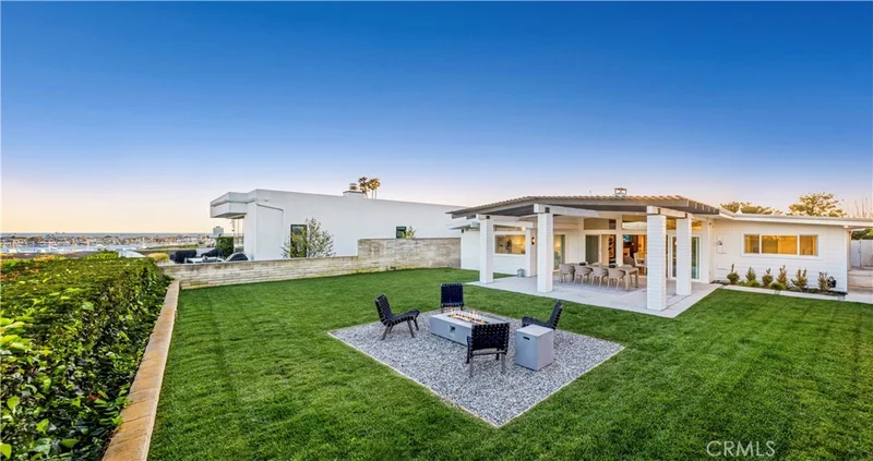 618 Ramona, Corona Del Mar, CA 92625