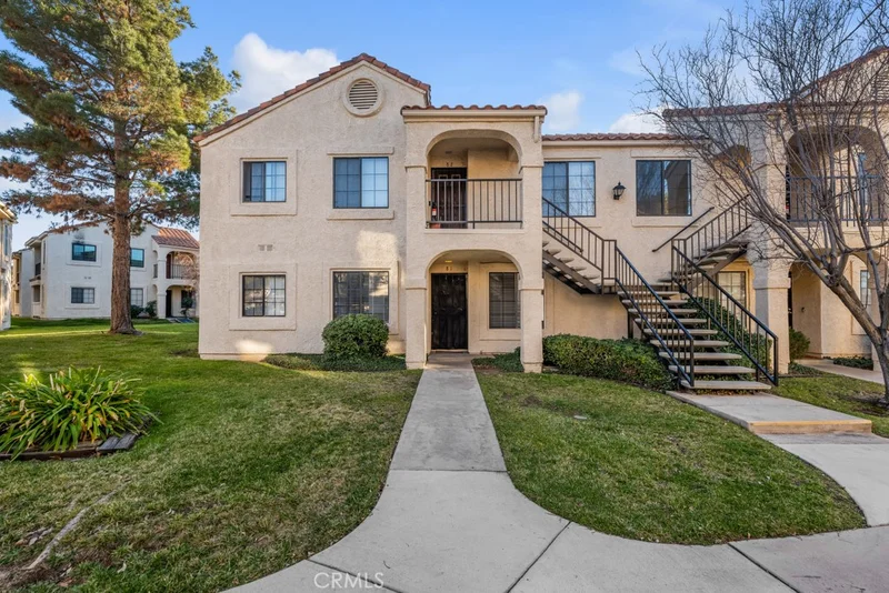 2554 Olive #81, Palmdale, CA 93550