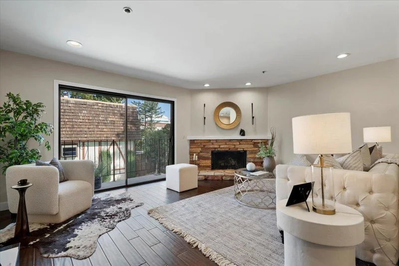 885 Jordan, Los Altos, CA 94022