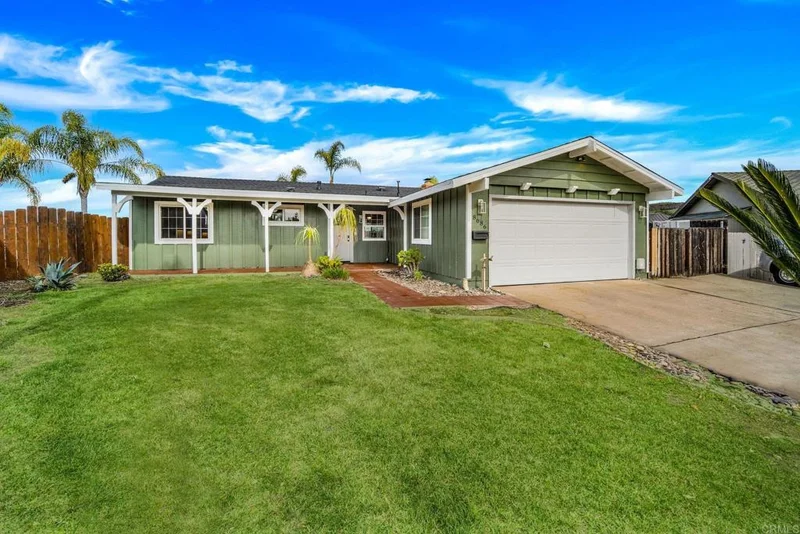 8686 Calle Viviano, El Cajon, CA 92021