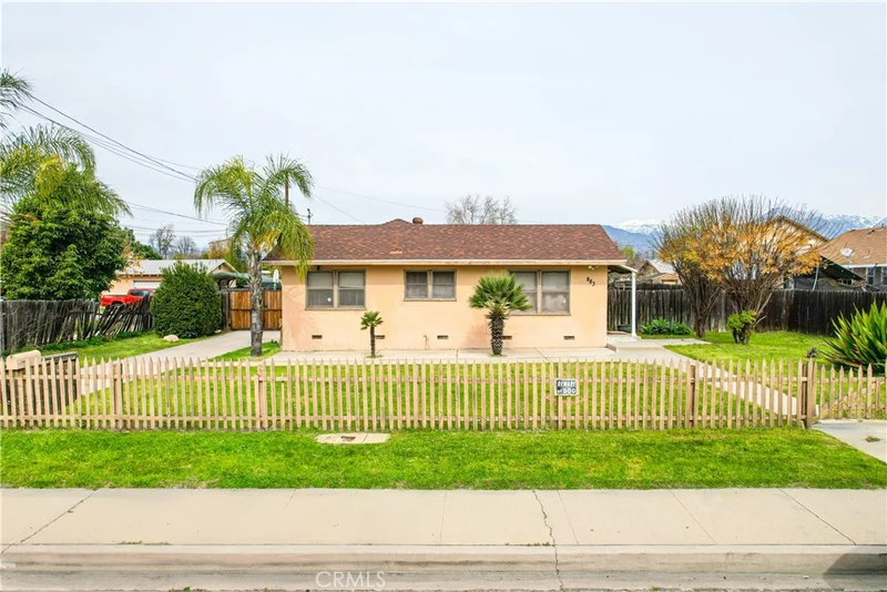 883 Columbia, Pomona, CA 91767