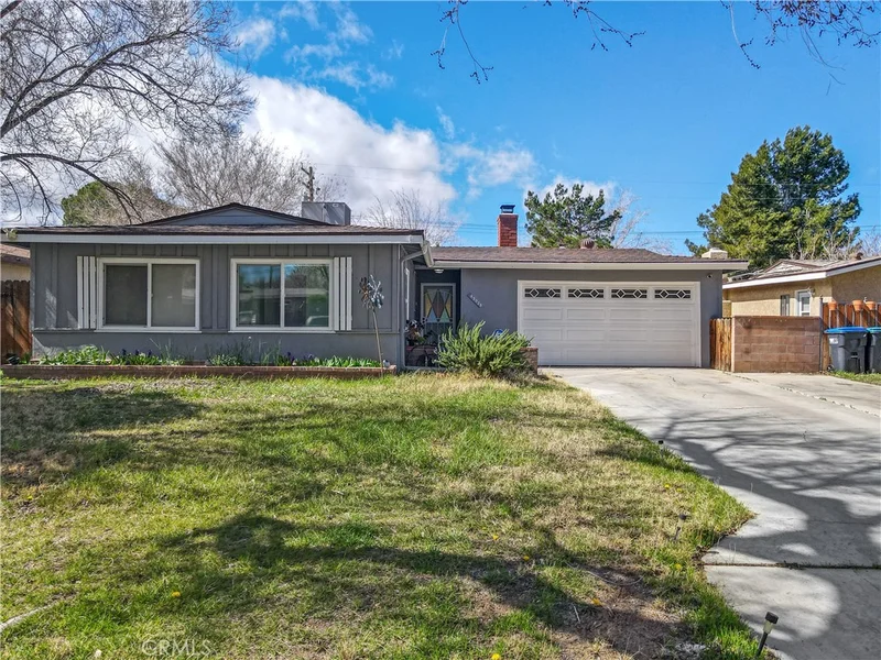 45035 Harlas, Lancaster, CA 93534