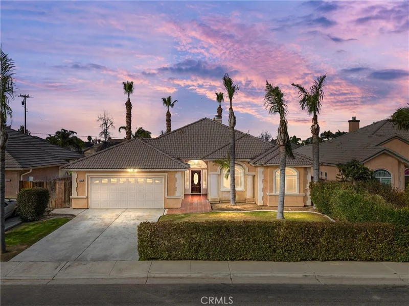 4308 Greenrock, Bakersfield, CA 93313