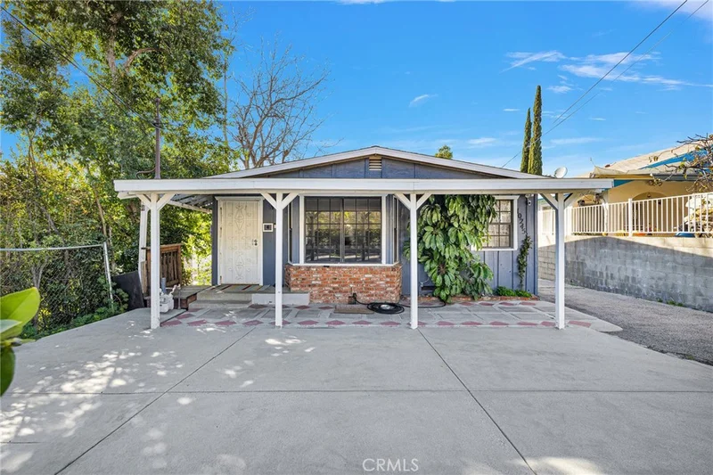 10245 Glory, Tujunga, CA 91042