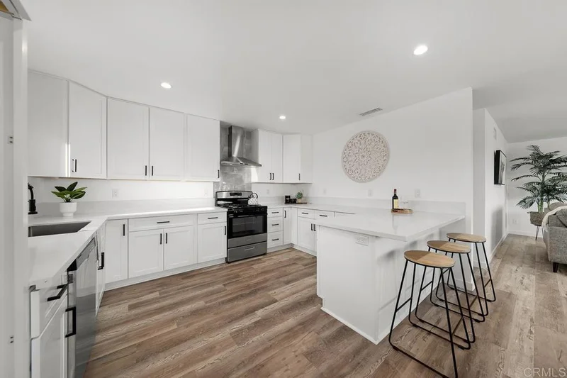 522 Palomar, Chula Vista, CA 91911
