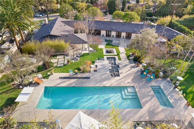 625 Kenneth, Glendale, CA 91202