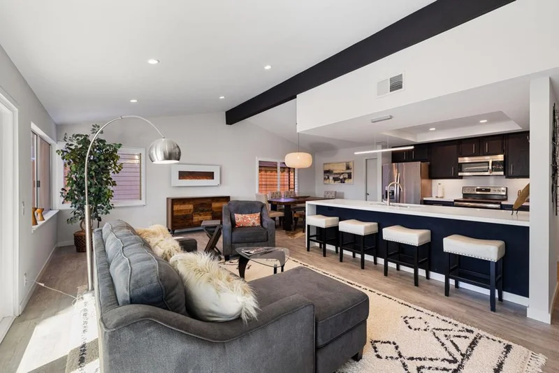 42755 Tennessee, Palm Desert, CA 92211