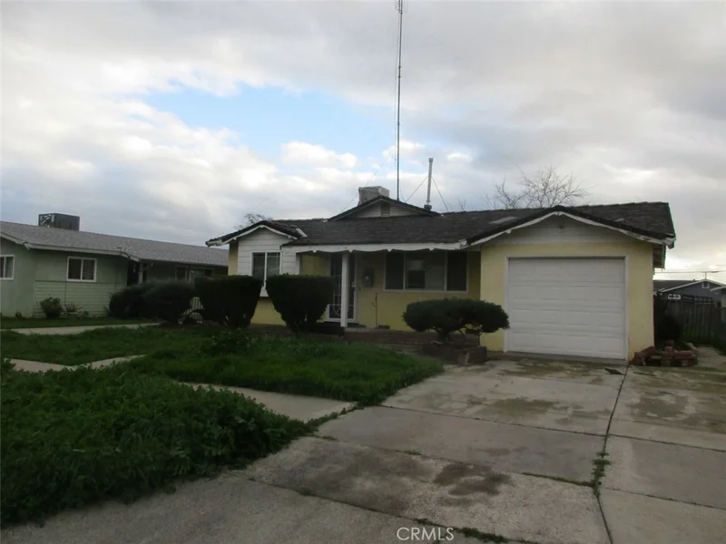 452 5th, Merced, CA 95341