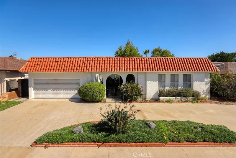 9038 Whitaker, Northridge, CA 91343