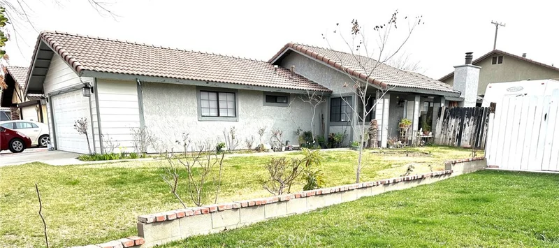 2740 El Nido, Lancaster, CA 93535