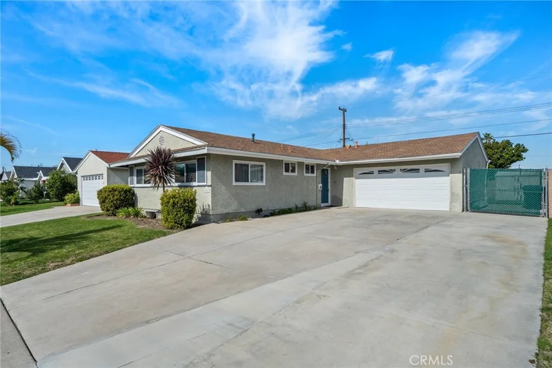 5081 Olga, Cypress, CA 90630