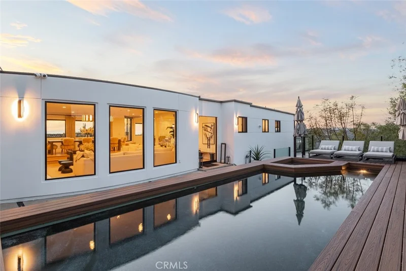 2260 Park, Laguna Beach, CA 92651