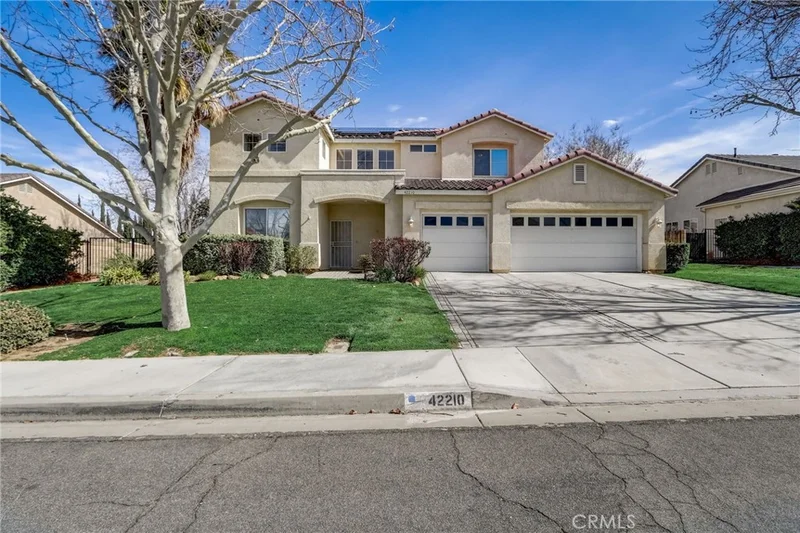 42210 Alicante, Lancaster, CA 93536
