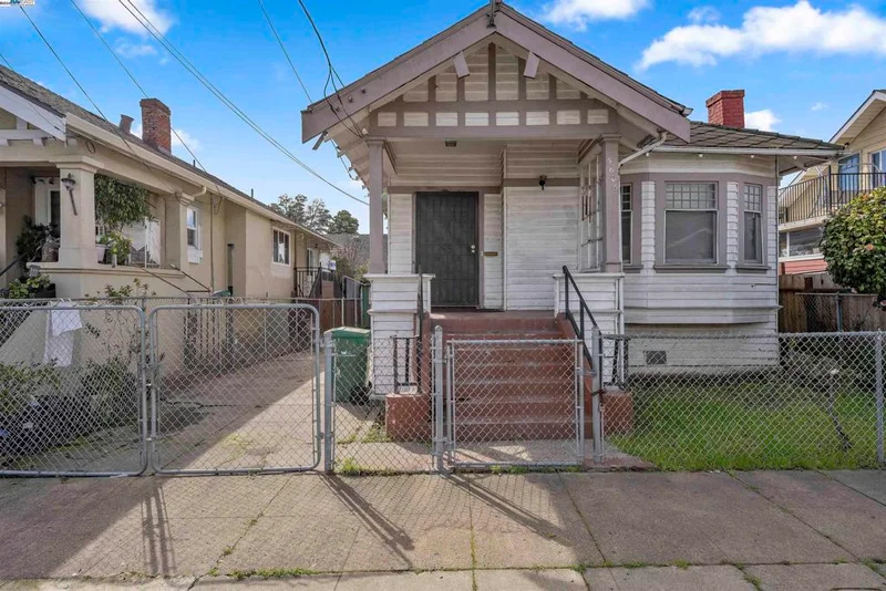 5605 16th St, Oakland, CA 94621