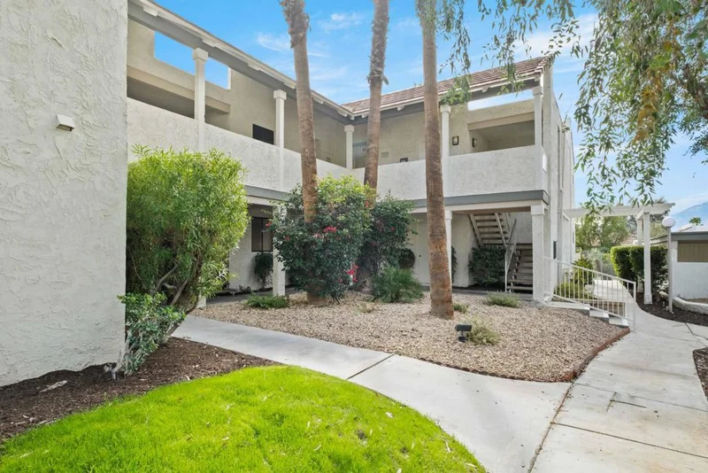 413 Via Escuela #614, Palm Springs, CA 92262