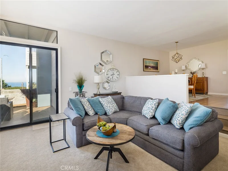 426 Palos Verdes, Redondo Beach, CA 90277