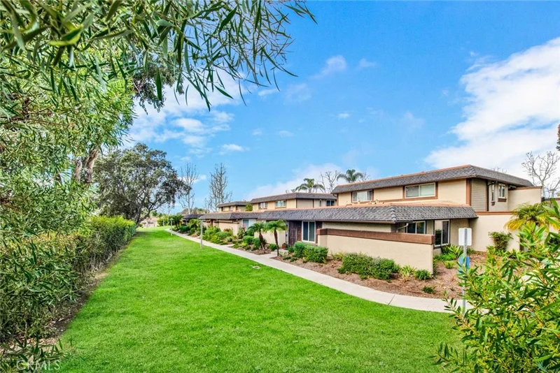 22962 Via Nuez #17, Mission Viejo, CA 92691